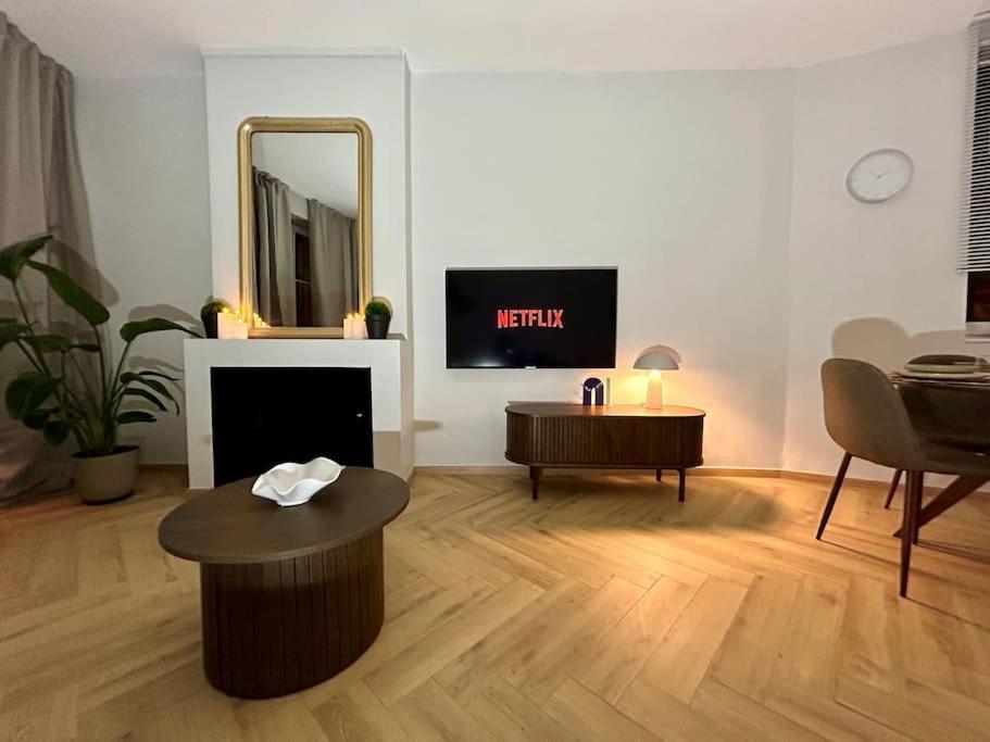 Hotel Metz Mon Amour, Un Sejour A 200M De La Cathedrale ! Classe 3 Etoiles ! Dış mekan fotoğraf